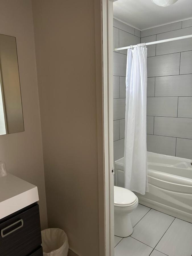 Motel Complexe Dix80