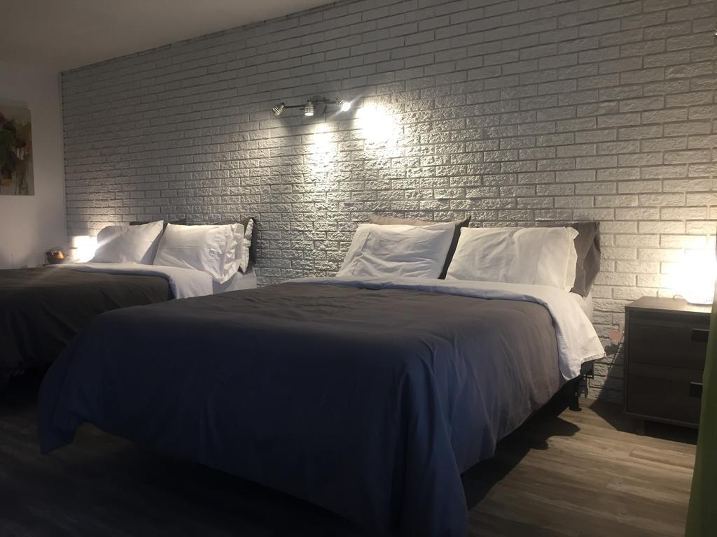 Motel Complexe Dix80 3*